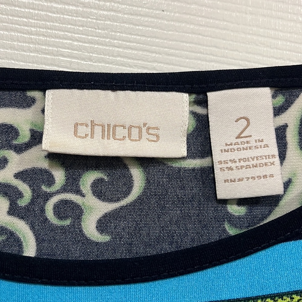 Chicos Top - Picture 2 of 4